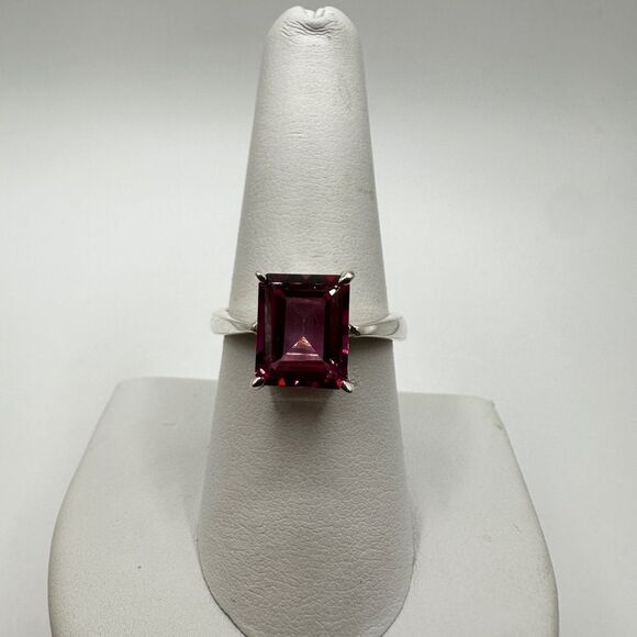 NWOT 8x10mm emerald cut Pink CZ stone, solitaire ring in solid sterling silver! - Picture 5 of 10